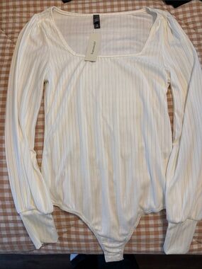 Alya white Ribbed Long-Sleeve Square Neck Bodysuit